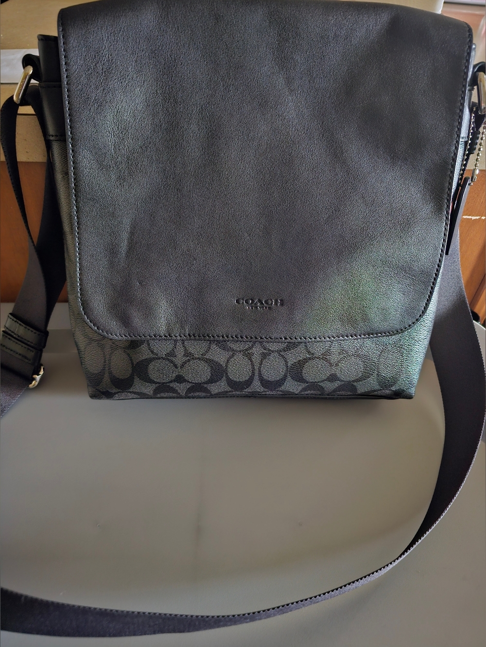 Coach Charles Messenger Bag EUC - Picture 4 of 12